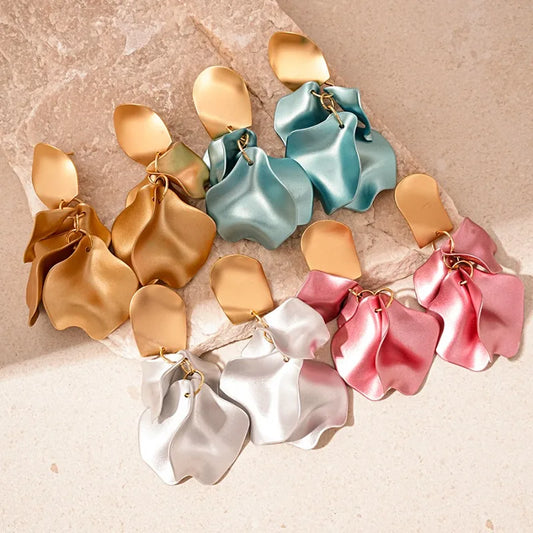 Vintage Acrylic Flower Earrings